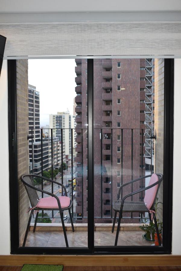 Toscano S Aparta Estudio Hospedaje Amoblado Torre 2 Equilibrium Богота Екстериор снимка